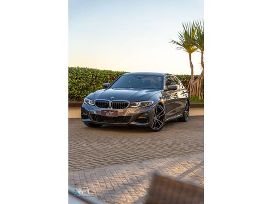 BMW 330i 2.0 16V TURBO GASOLINA M SPORT AUTOMÁTICO BMW 330i 2.0 16V TURBO GASOLINA M SPORT AUTOMÁTICO